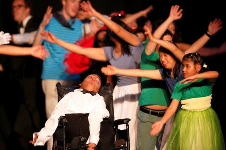 Grupo de ballet mexicano promueve la inclusión de personas con discapacidad