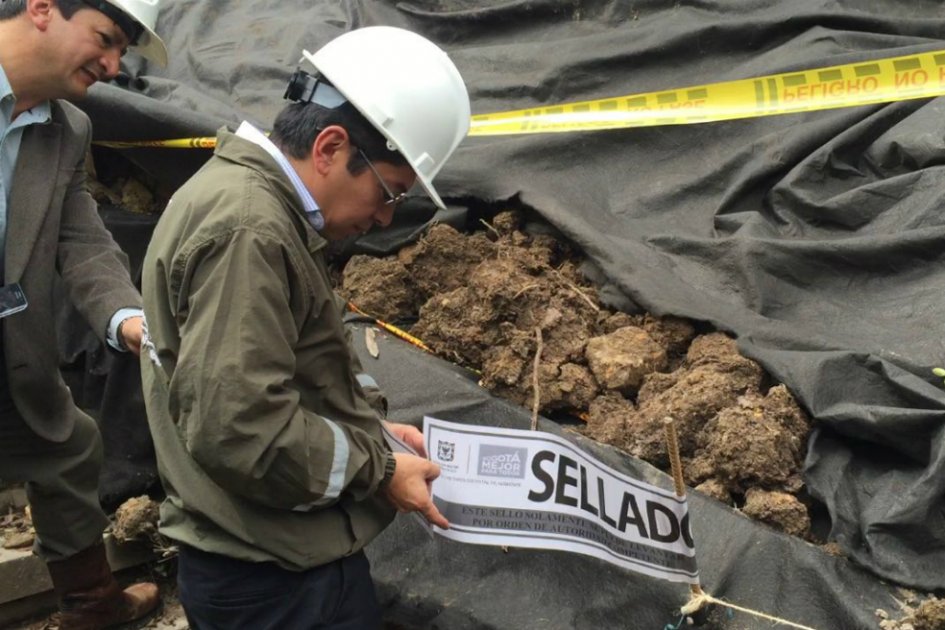 Suspenden obras en la U. Externado por contaminación ambiental