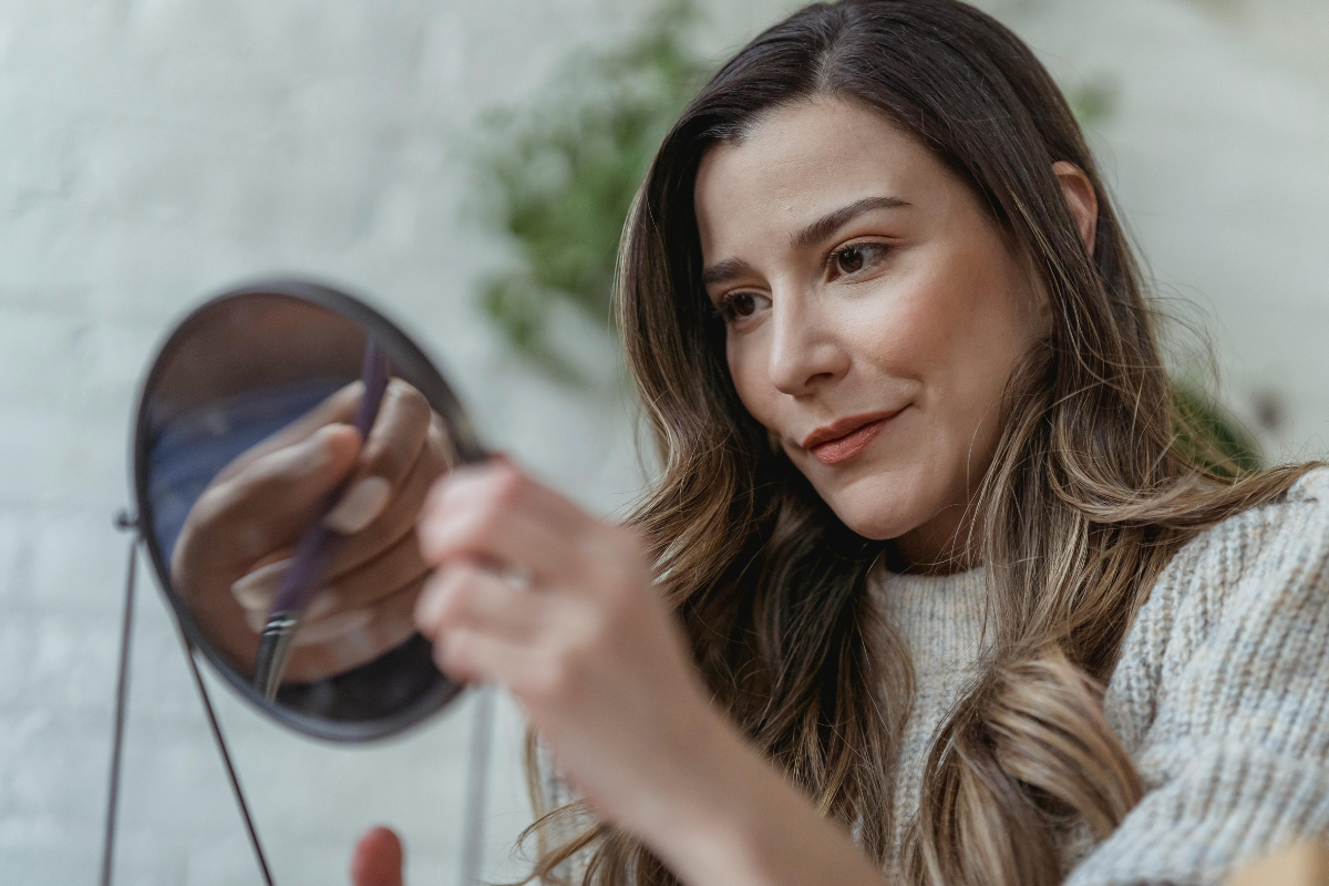 Maquillaje en 2025: tendencias y tips para un look impecable
