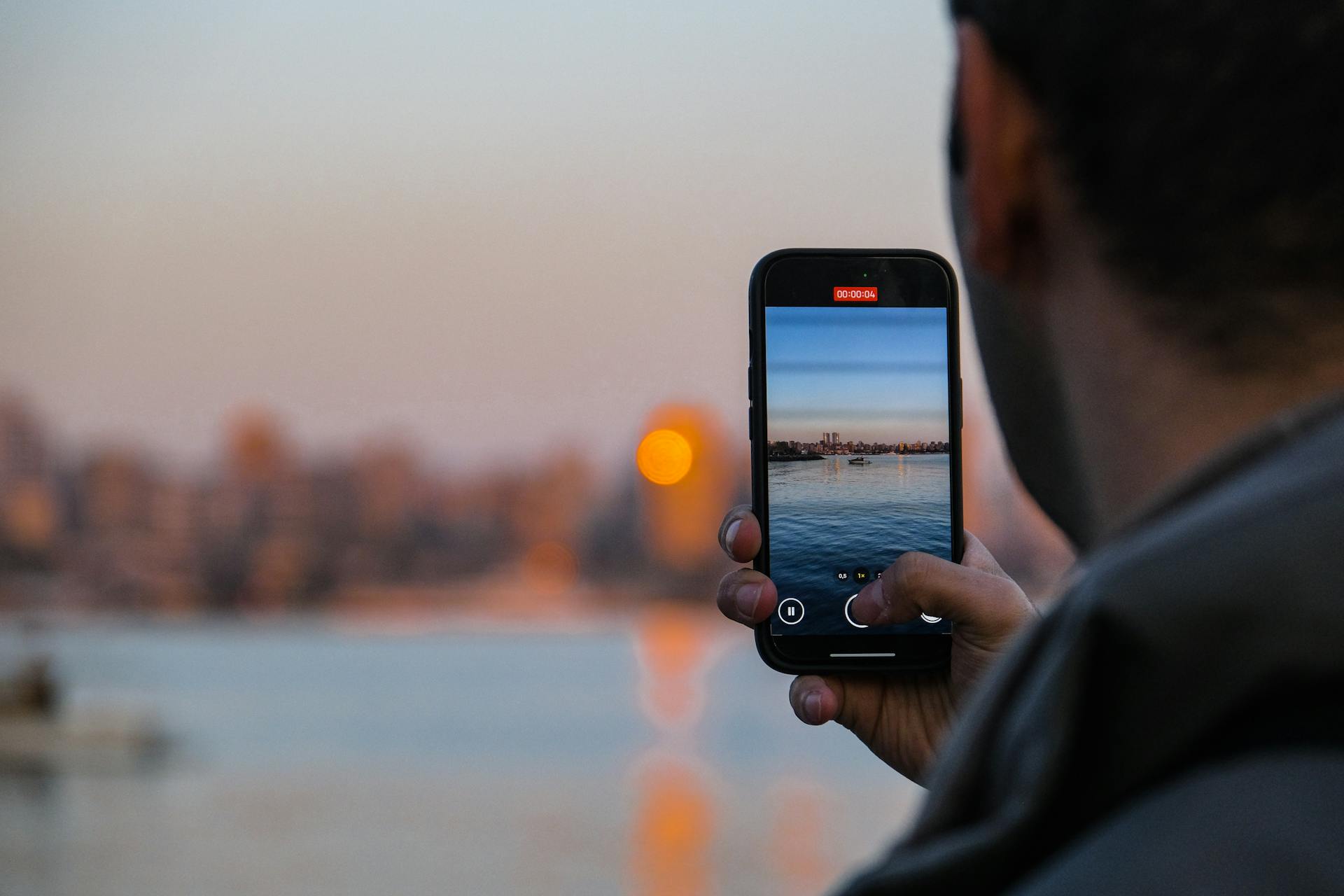 Ojo con lo que publica en redes sociales: delincuentes se aprovechan en vacaciones
