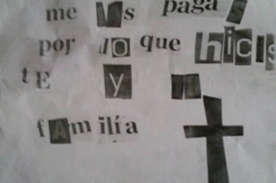 Panfleto que recibió el secretario de Educación. /Foto tomada de Caracol Radio