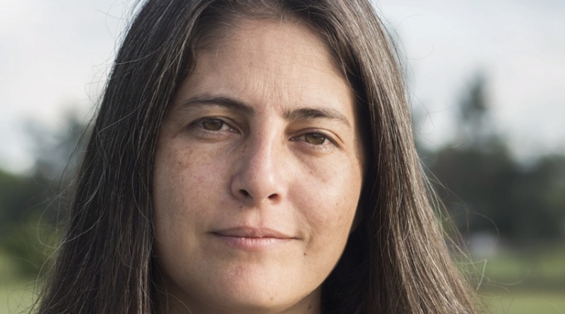 Selva Almada, la escritora que retrató el feminicidio en Argentina en la obra Chicas Muertas