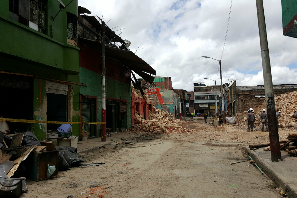 Con equipos especiales, el CTI busca fosas en Bronx