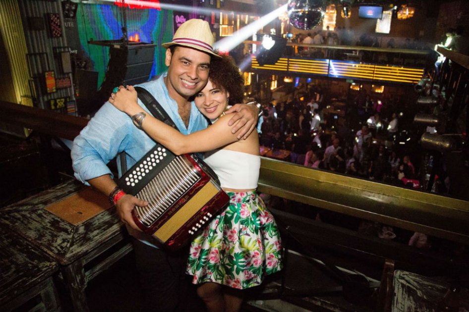 Los hermanos Yahir y Anne Gil hacen parte del proyecto musical que combina los sonidos del vallenato con los populares. /Cortesía