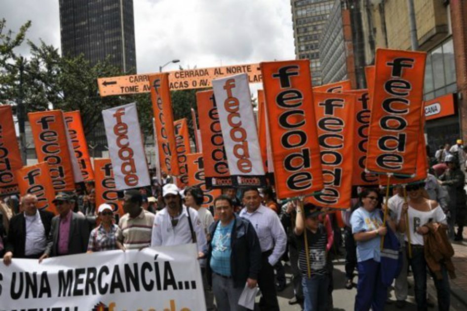Sindicatos irían a paro el 22 de abril