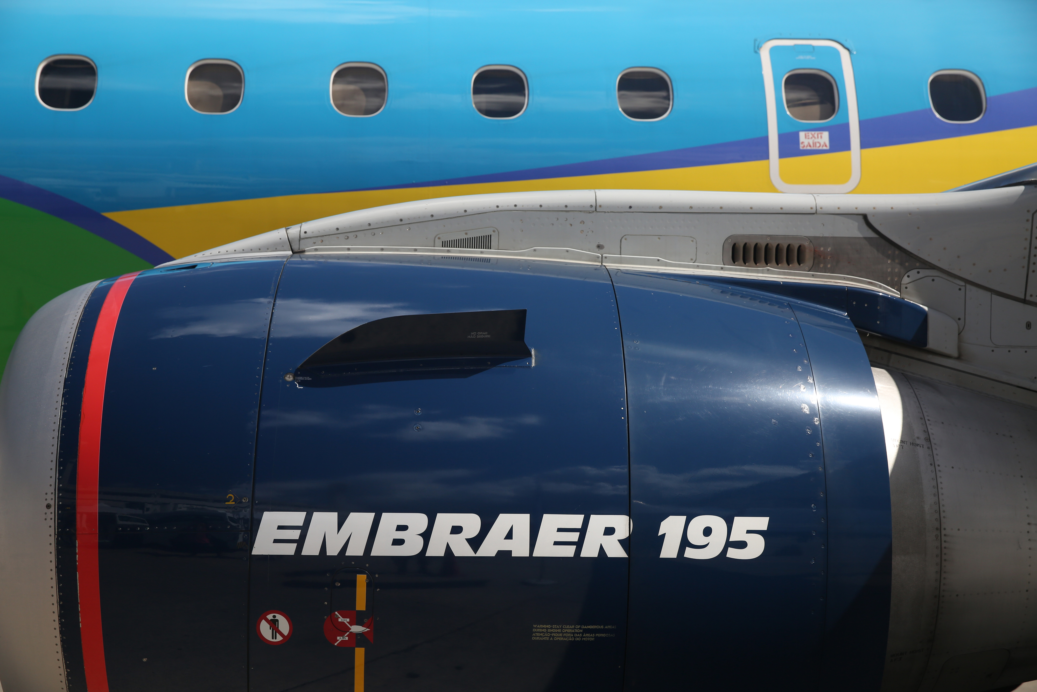 Acciones de Embraer se disparan tras luz verde a su fusión con Boeing