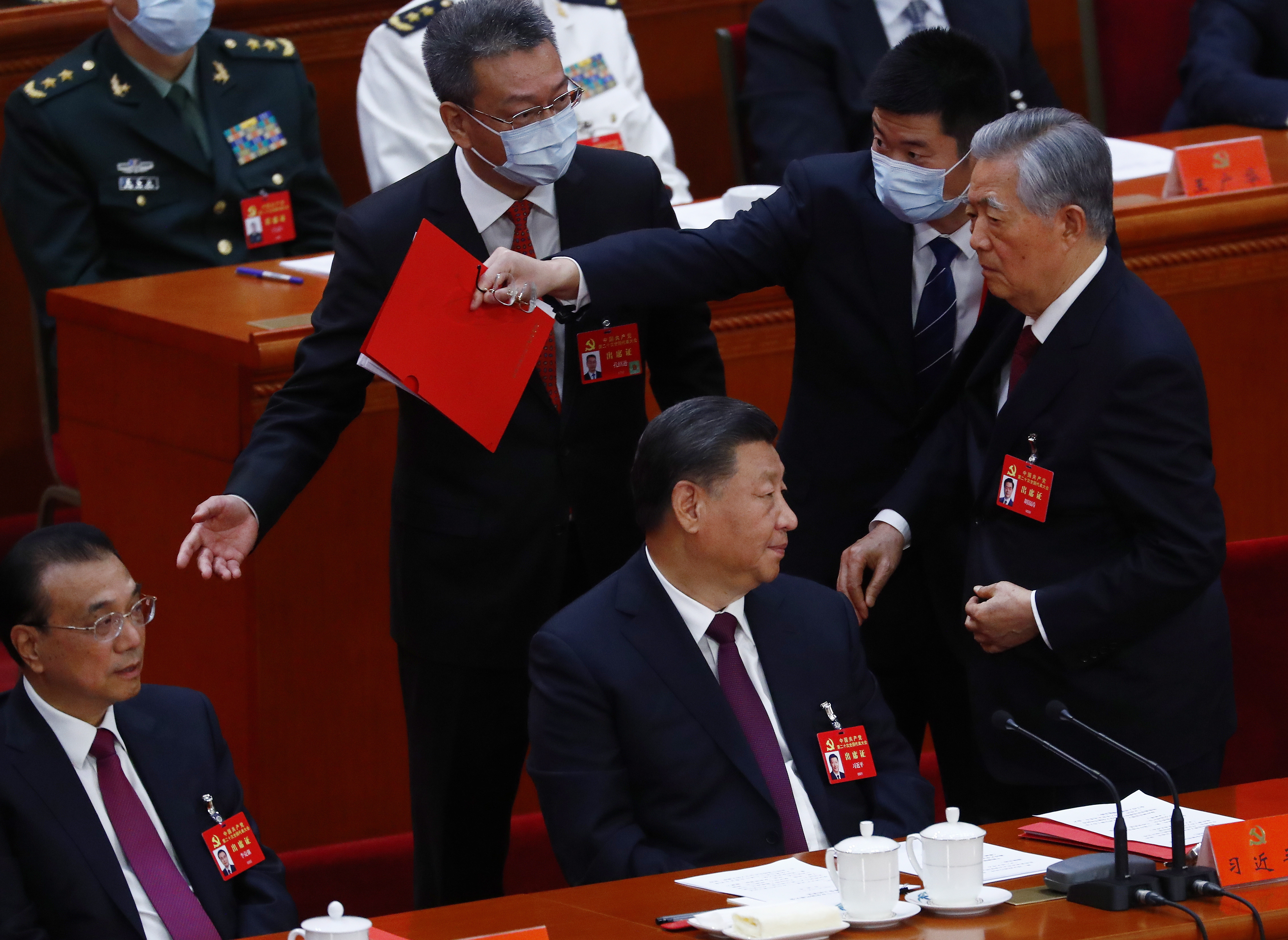 El misterio por la supuesta expulsión del expresidente Hu Jintao en China