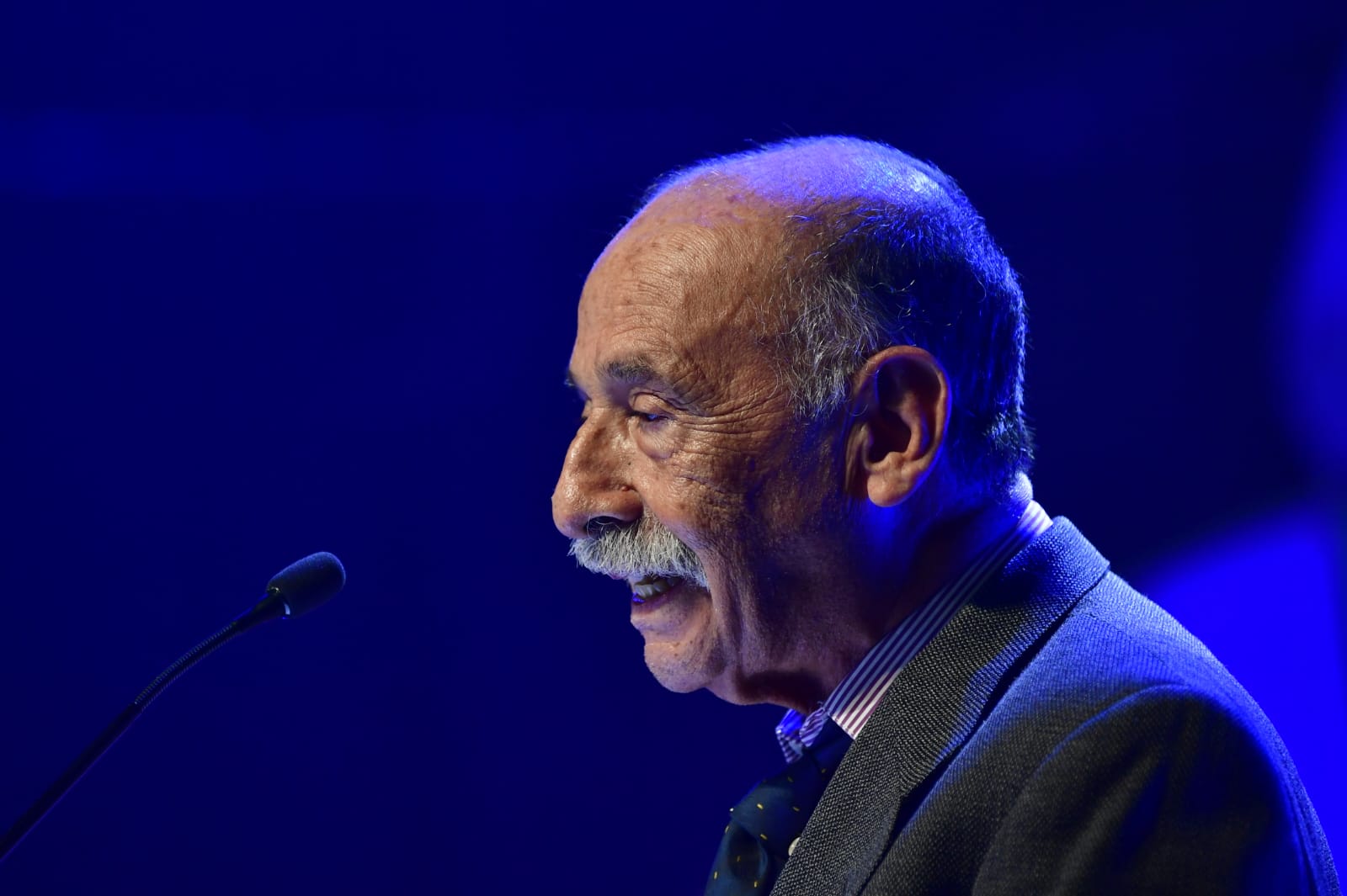 Óscar Domínguez fue reconocido con el “Mérito Periodístico Guillermo Cano Isaza” en los Premios CPB 2024.