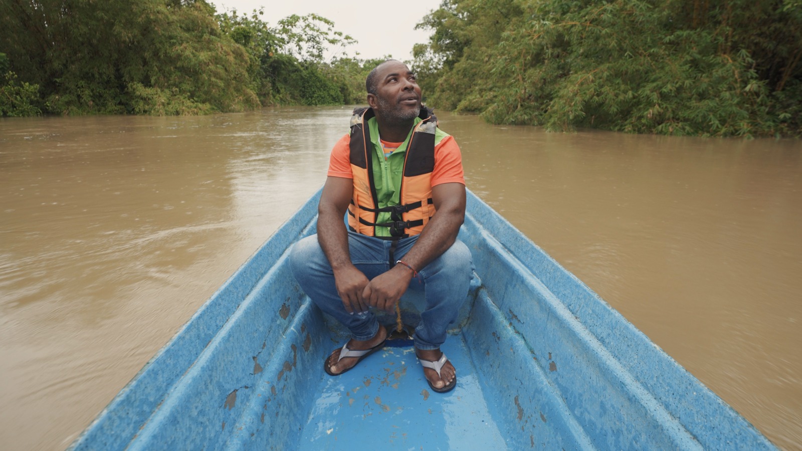 Viajes por el río Atrato: comunidades luchan por rescatar su cultura y tradición