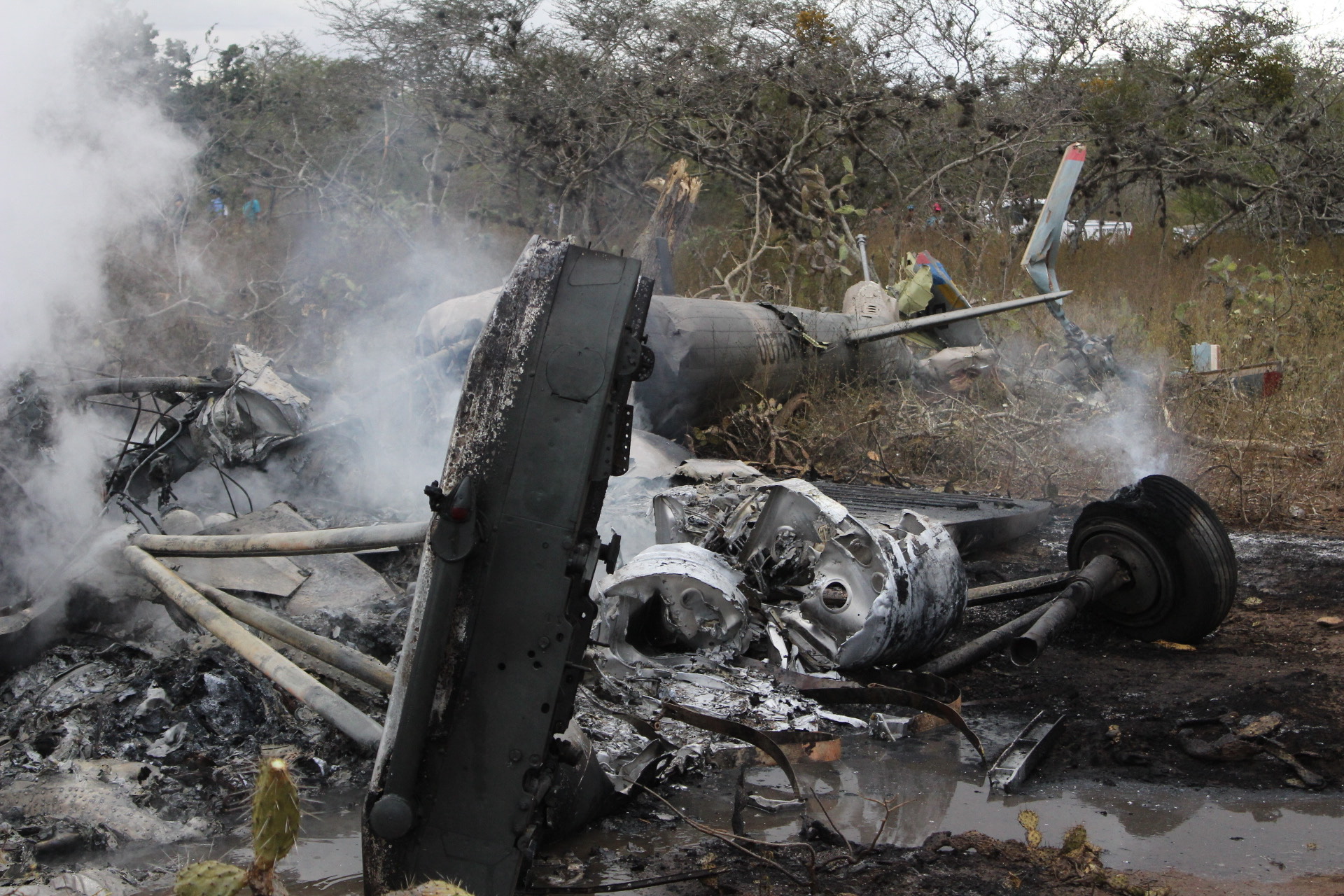Venezuela: helicóptero de la Fuerza Armada se estrelló y dos militares murieron