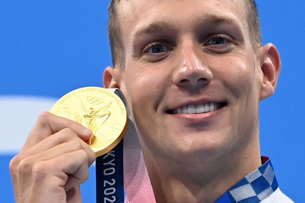 Caeleb Dressel se fue de Tokio con cinco medallas de oro en su cuello. El norteamericano tomó el testigo de su compatriota Michael Phelps y se proclamó como el nuevo rey de la piscina. Dressel se coronó campeón en 100 metros libre, 100 metros mariposa, 50 metros libre, relevo 4 x 100 m combinado y relevo 4 x 100 m libre.