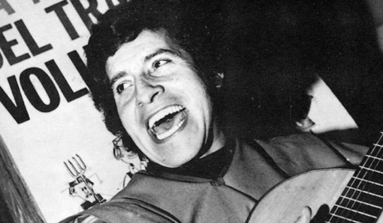 Poemas de Víctor Jara (verso a verso)