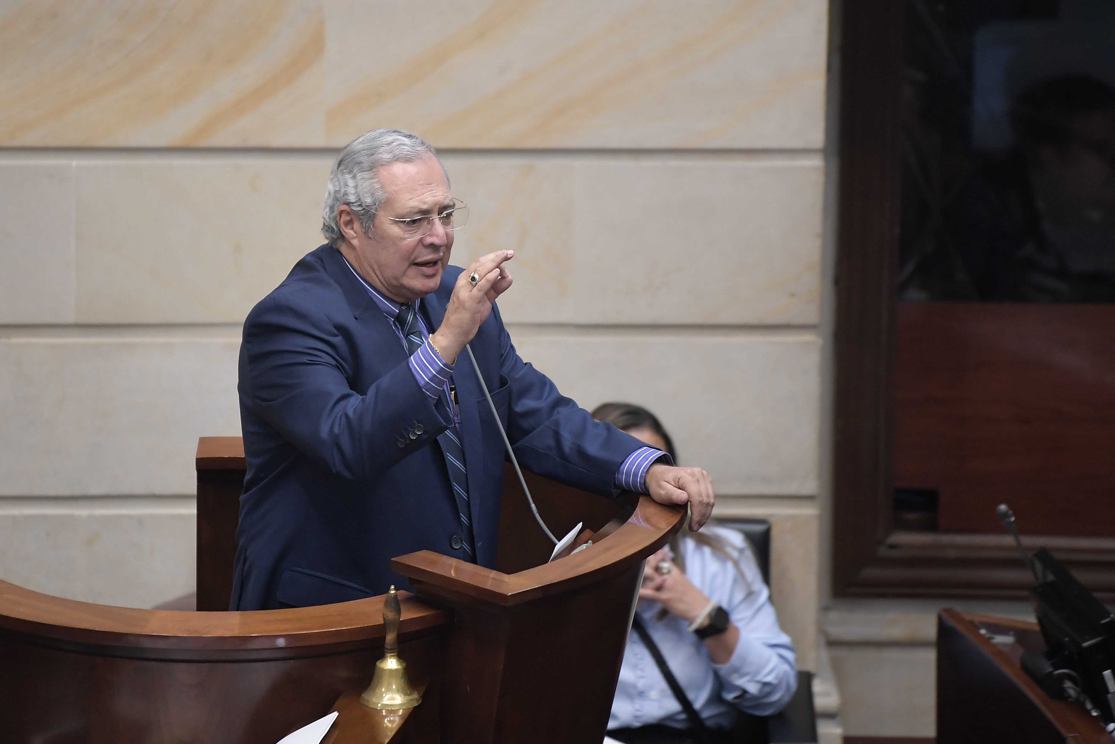“No sé si mañana vuelva”: expresidente del Senado indagado por saqueo a UNGRD