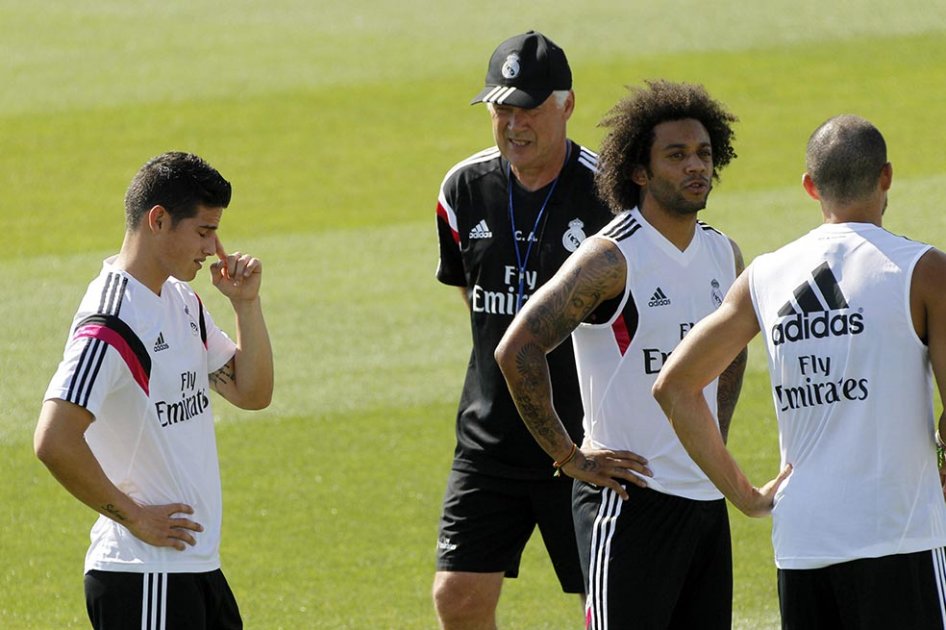 James Rodríguez se entrenó con toda la plantilla del Real Madrid