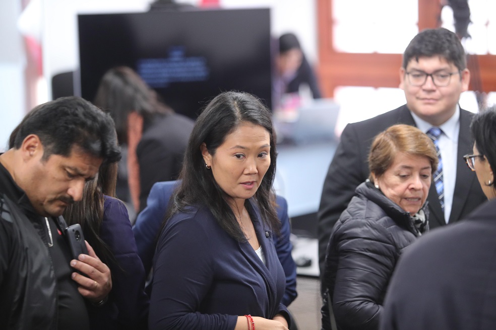 Congresista fujimorista confiesa ser delator de financiación irregular de Keiko