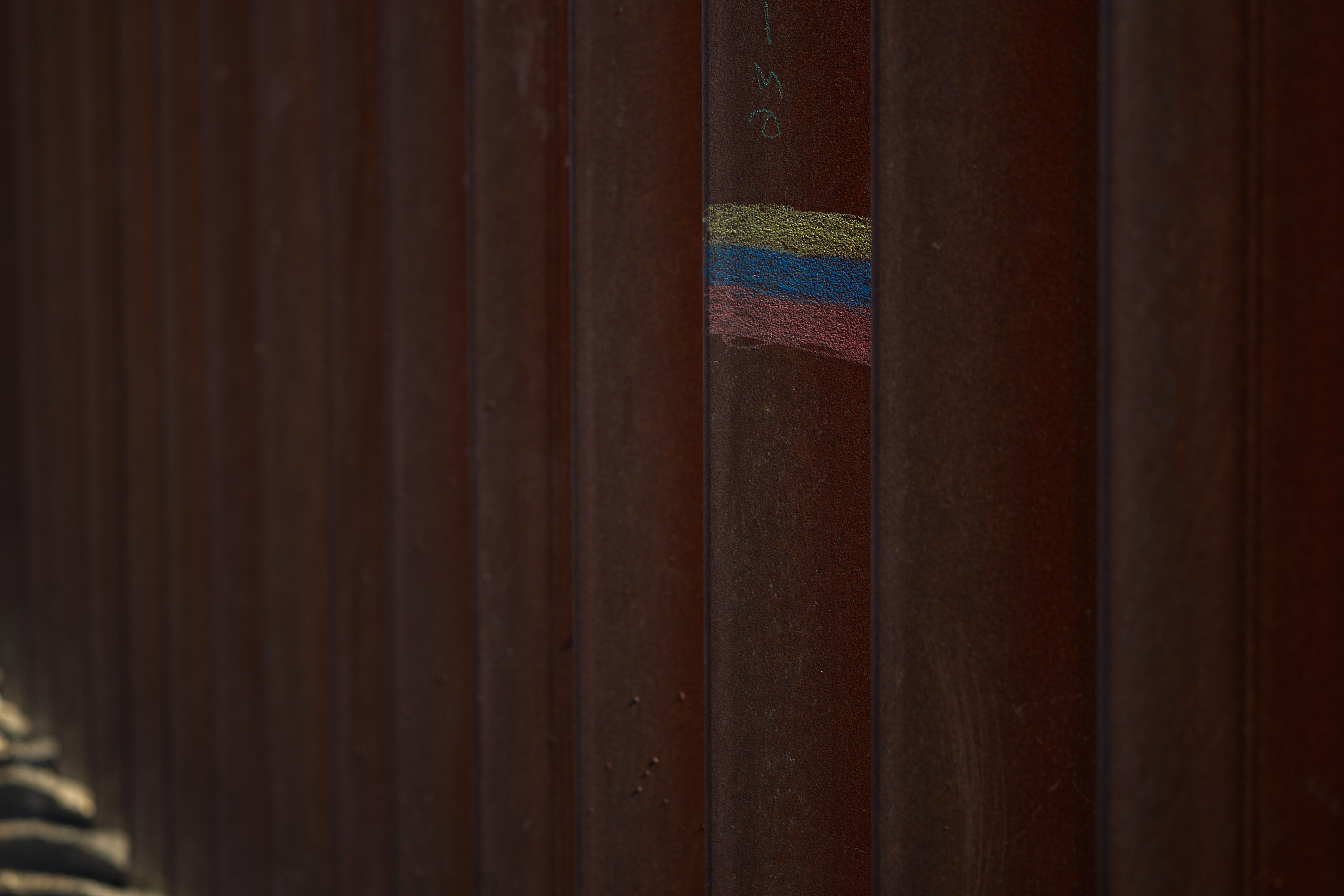 Colombiano murió en el muro entre Estados Unidos y México evitando ser arrestado