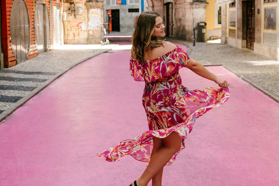 Vestidos largos para chicas bajitas: cómo elegir el ideal y lucir fabulosa