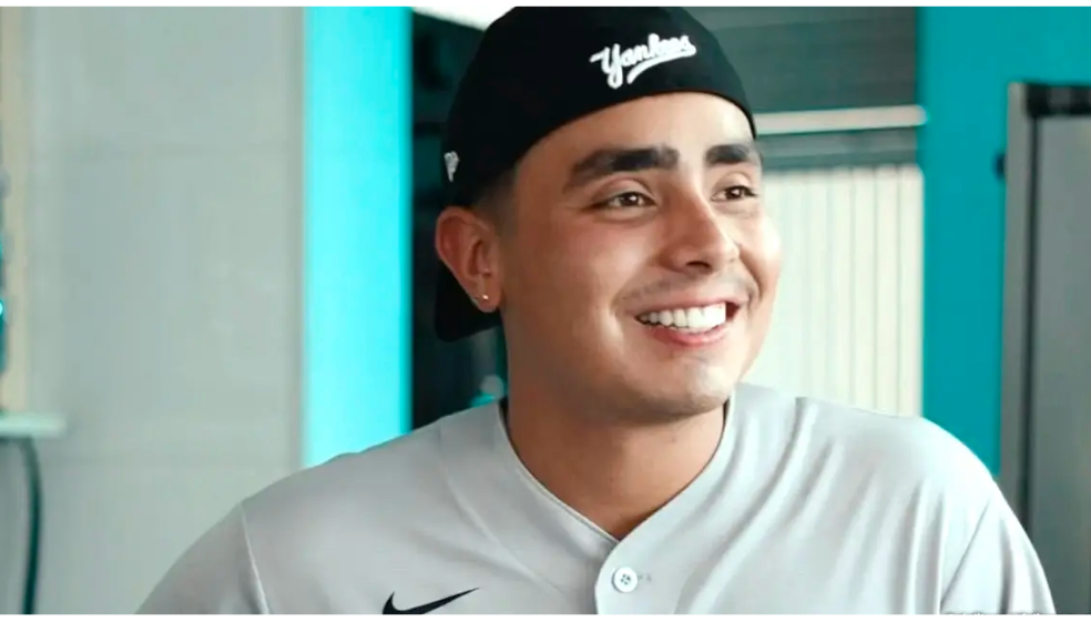 Felipe Saruma, de viaje y muy cercano con bella joven: ella sería su nueva novia