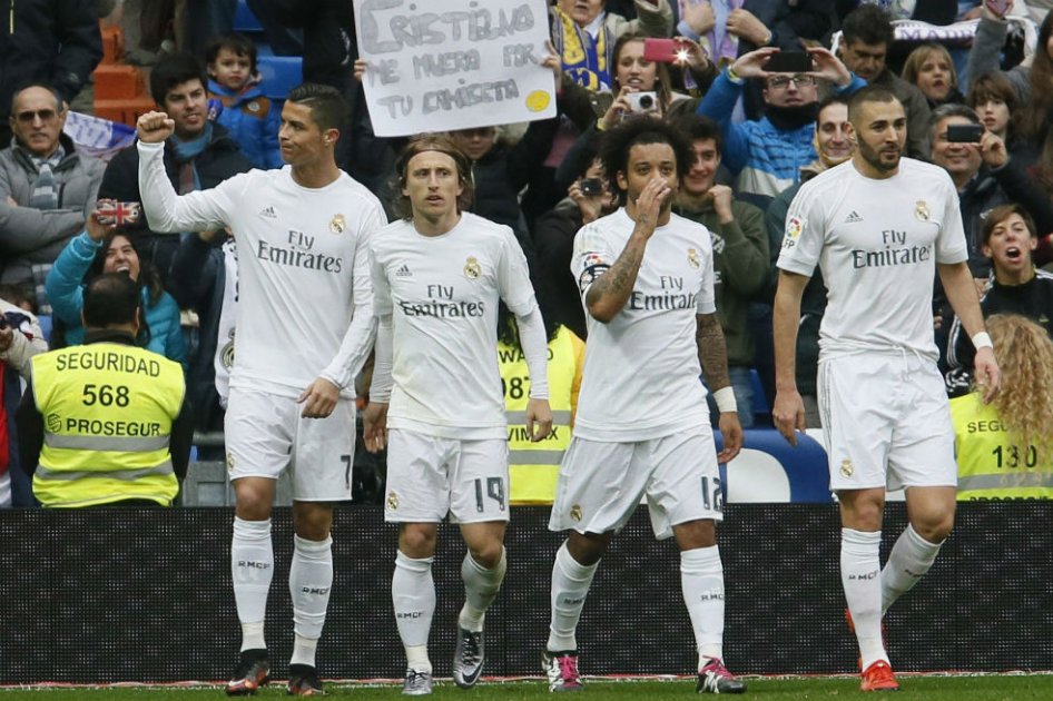 Real Madrid ganó y le dio un respiro a Rafa Benítez