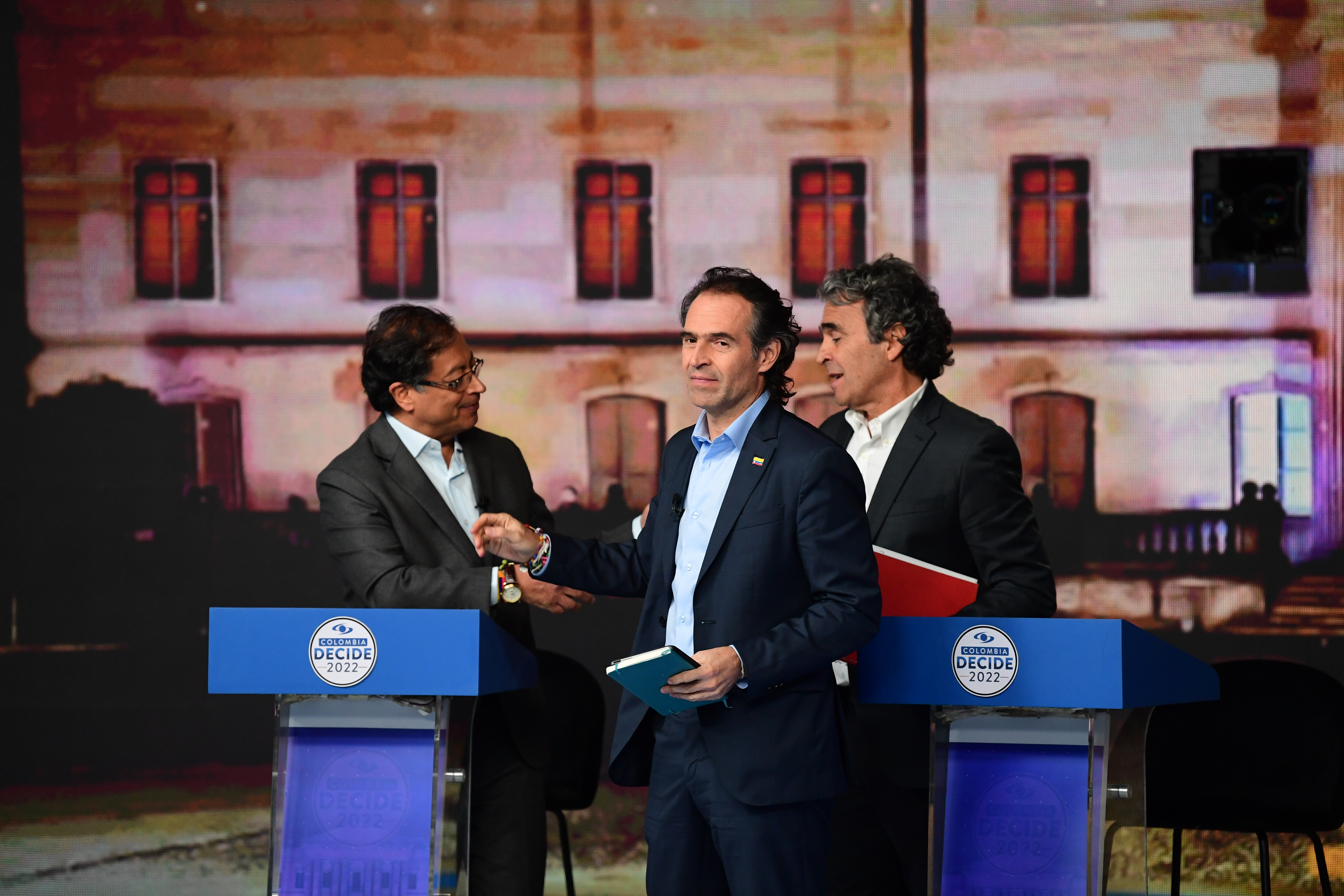 Avanzó proyecto de ley que impone tres sanciones a candidatos que no asistan a debates