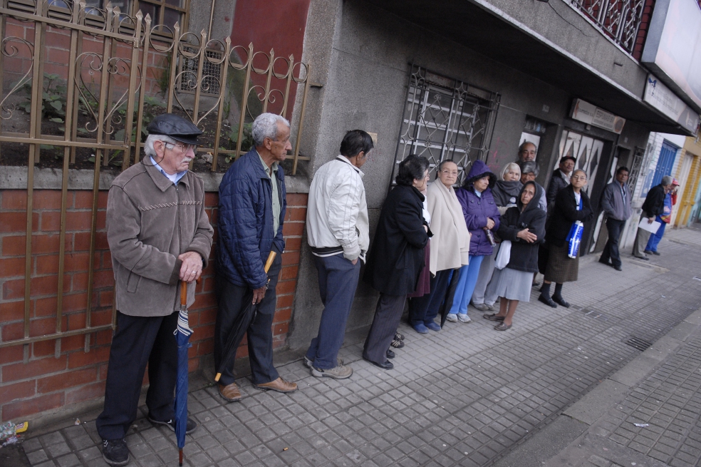 “El sistema pensional público es un Robin Hood al revés”: BID