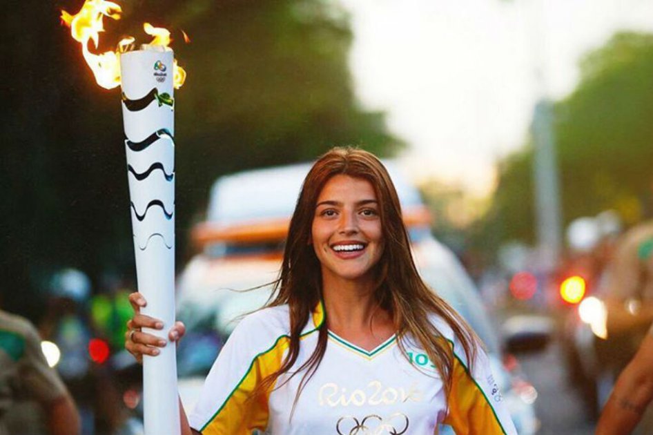 Calu Rivera cargó la antorcha olímpica en la frontera entre Argentina y Paraguay. / instagram.com/lacalurivero/