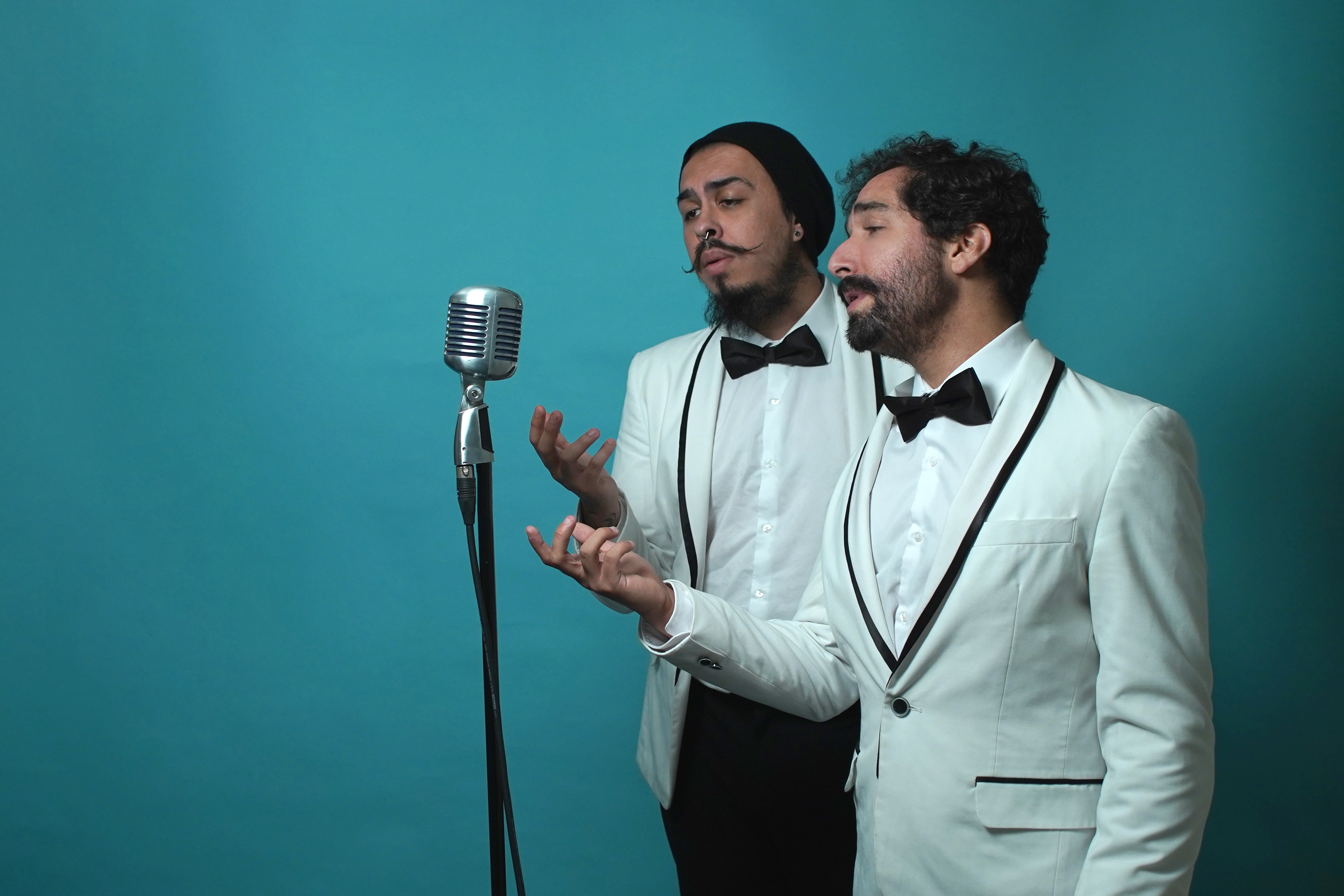 ¿Alguna vez escuchó un Boleroglam? así suena en la voz de Daniel, me estás matando