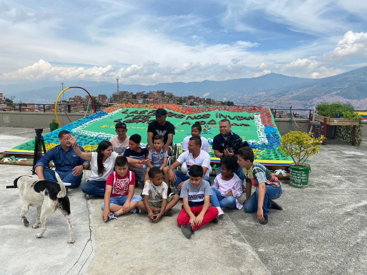 Un refugio de la lectura en Medellín que pide ayuda para no morir  