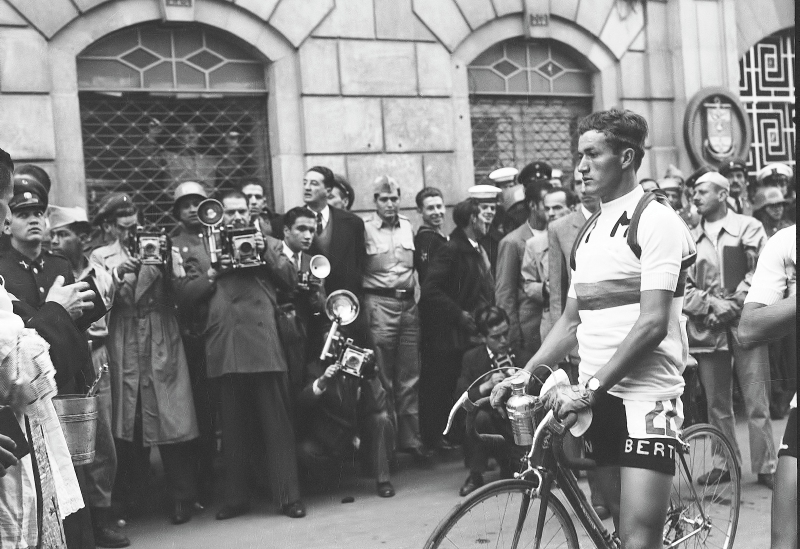 ¿Por qué llaman escarabajos a los ciclistas colombianos?