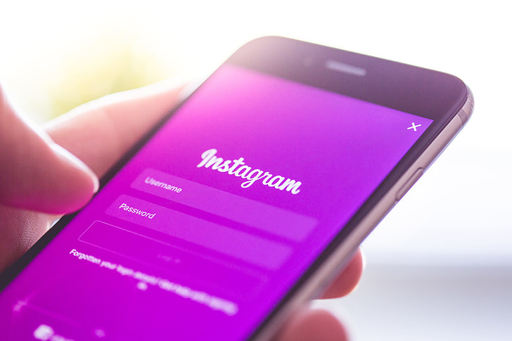 Instagram permite fijar hasta tres chats en la bandeja de entrada