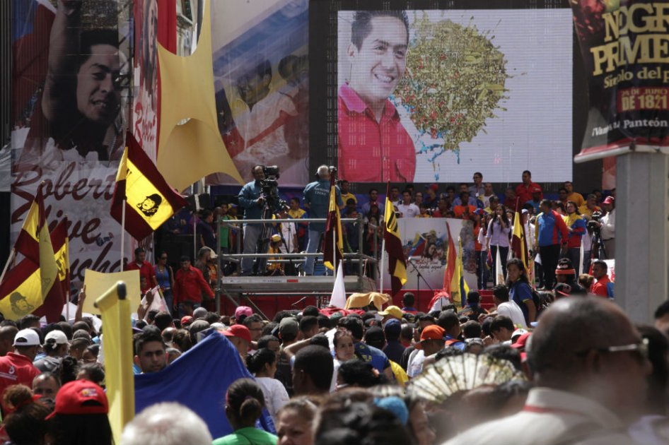 Todos los asesinos de diputado Serra están presos menos Uribe: Maduro