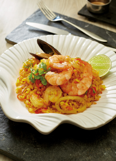 Prepara un arroz con camarones distinto, mira esta nueva receta