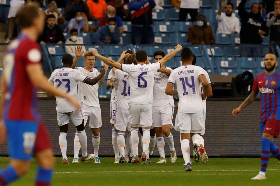 Real Madrid demostró su jerarquía y eliminó a Barcelona en la Supercopa de España