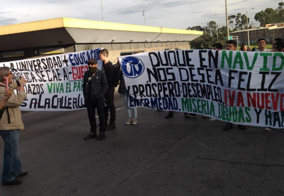 Manifestaciones y accidentes complican movilidad en la tarde de este lunes en Bogotá