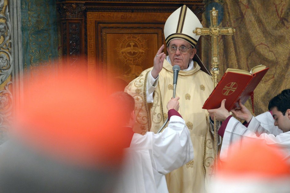 Vaticano denuncia una campaña difamatoria contra el papa en Argentina