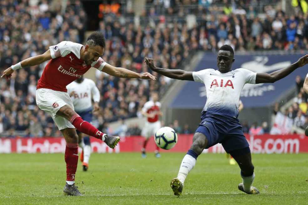 Dávinson Sánchez jugó todo el clásico Tottenham-Arsenal