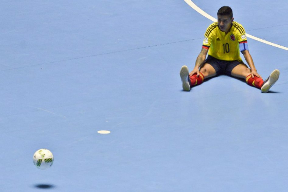 Angellot Caro anotó el gol del empate de Colombia, faltando 13 segundos para culminar el partido. / AFP