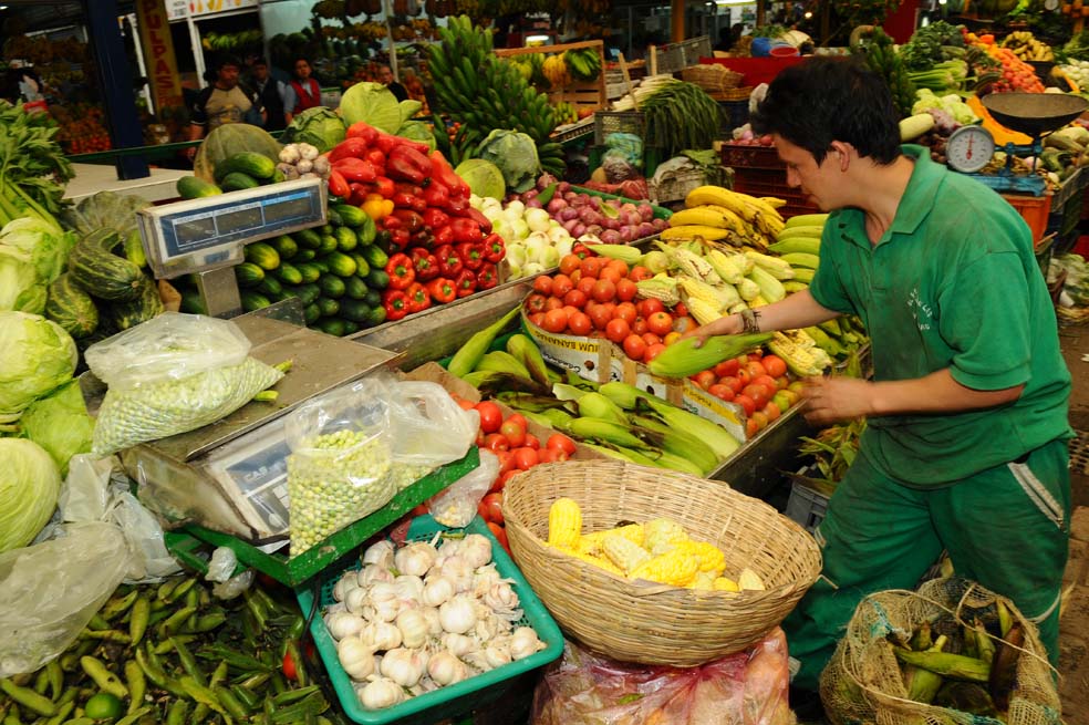 Bajar el precio de la comida para tener menos pobreza