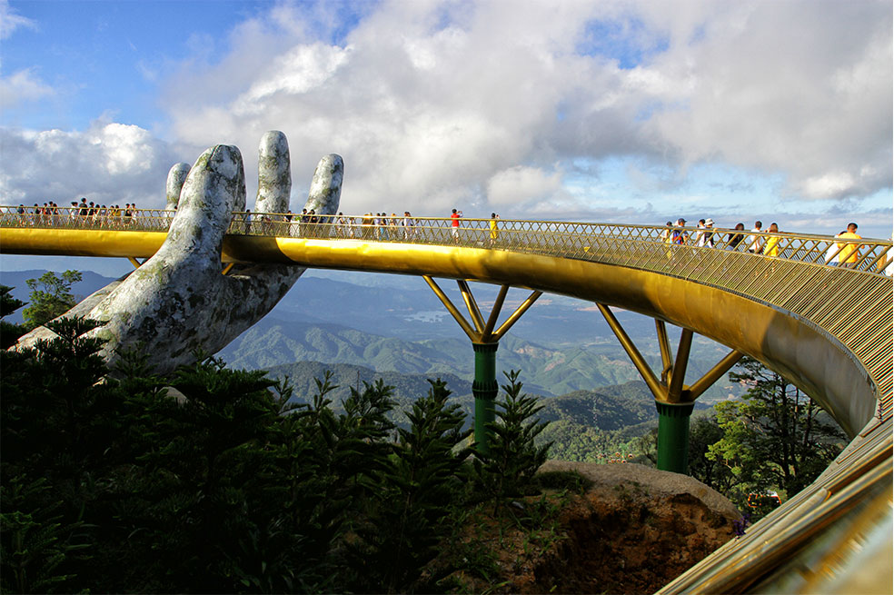 Cau Vang, la increíble atracción turística de Vietnam
