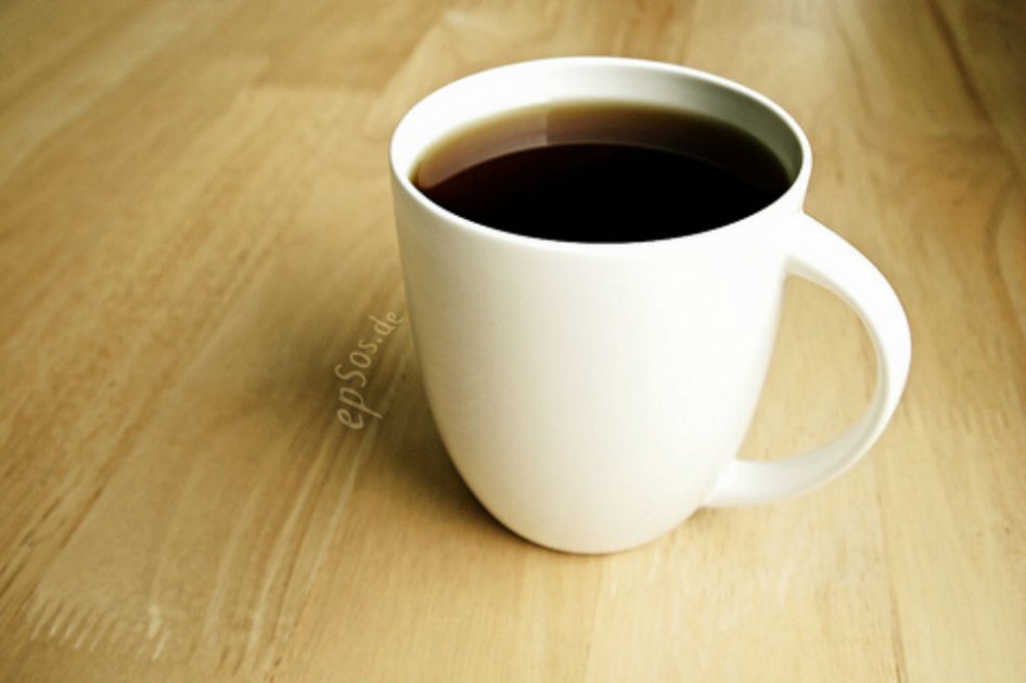 Tomar una taza de café mientras se estudia aumenta las probabilidades de recordar los aprendido 24 horas más tarde.
