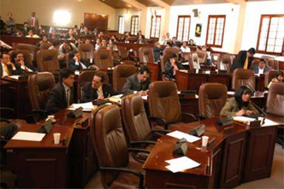 Finaliza debate por curules en el Concejo de Bogotá