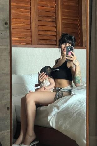Salió a la luz nueva foto de Cazzu y su bebé, hija de Christian Nodal