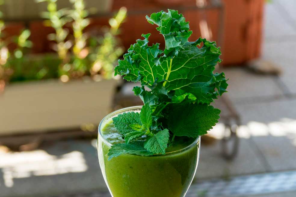 Batido de manzana verde y espinaca para bajar de peso