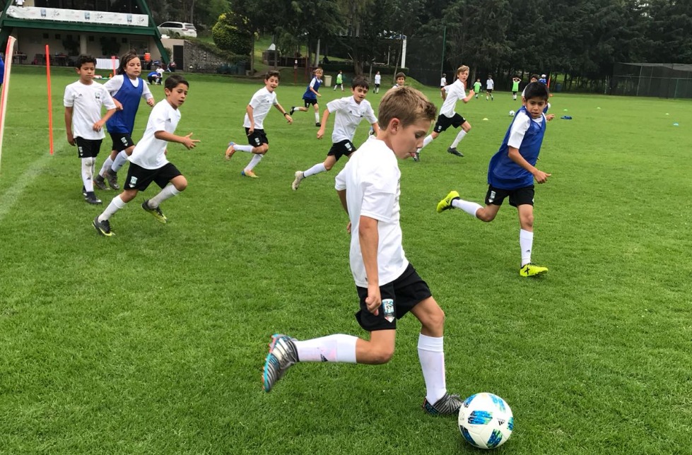 Se vienen en Colombia los campamentos de la Academia Italiana de Fútbol: buscan talentos