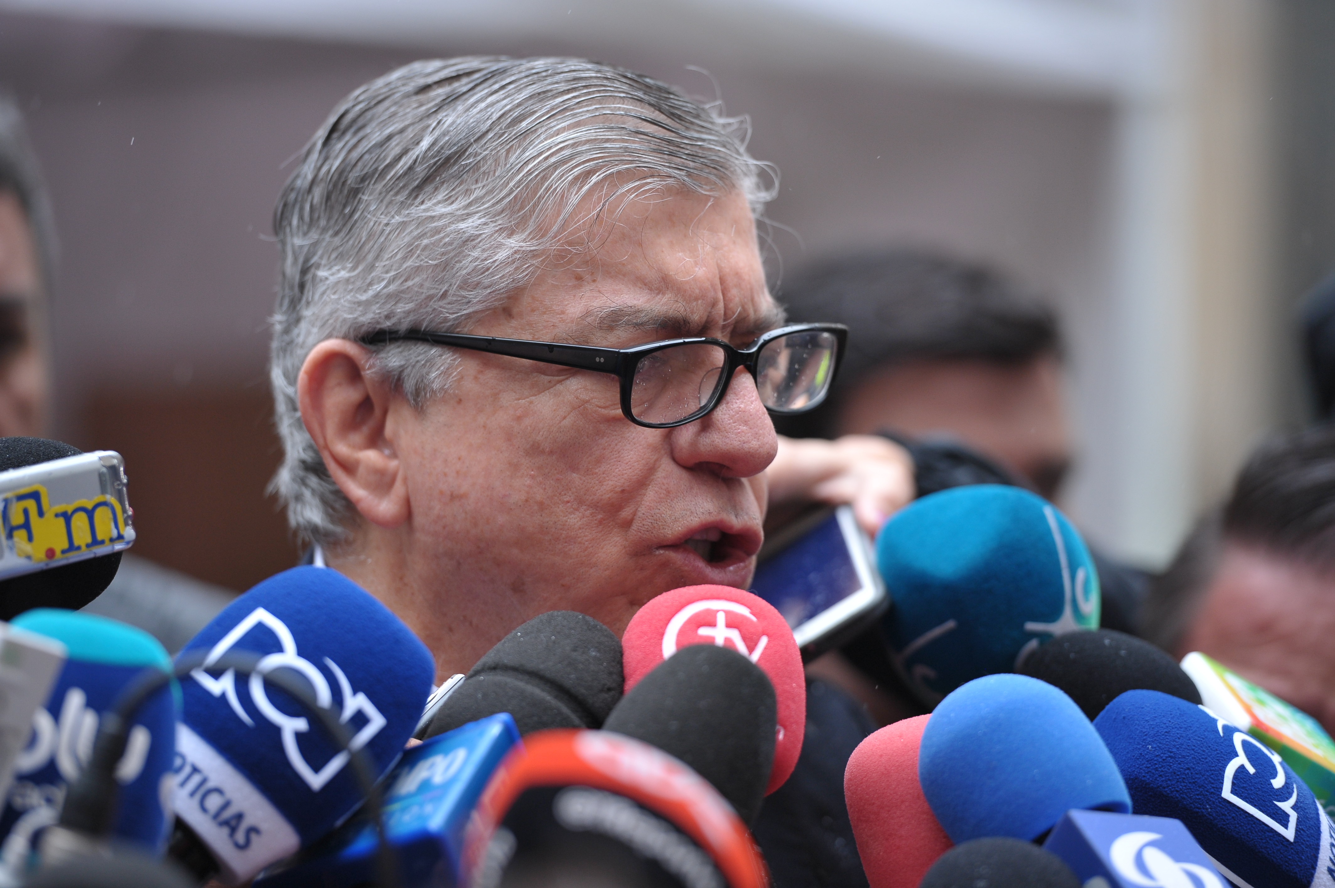 Expresidente Gaviria aboga por el diálogo y la negociación para “recuperar la paz social”