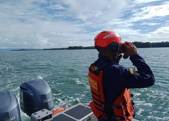 Rescataron a cuatro jóvenes que desaparecieron en embarcación en el Golfo de Urabá