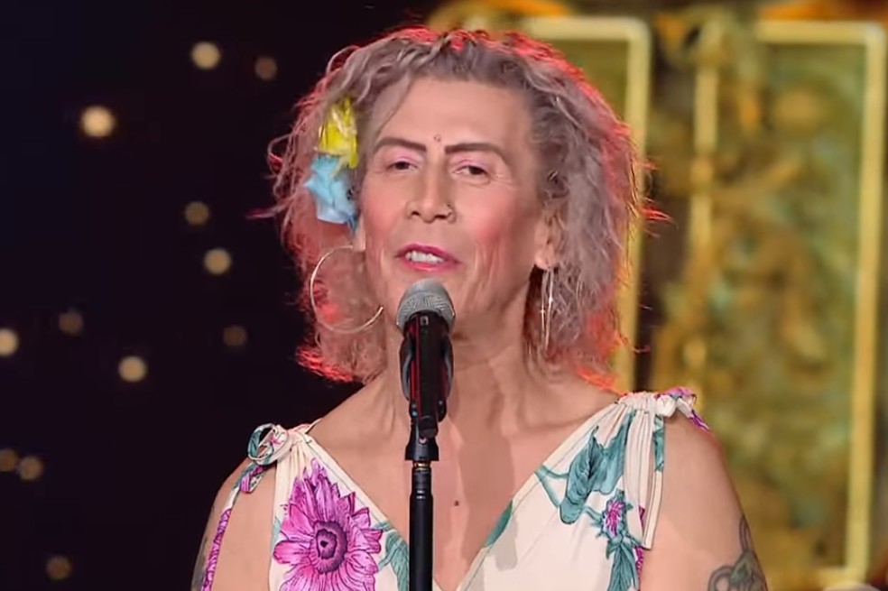 Al escenario de ‘Yo me llamo’ llegó la “doble” de Margarita Rosa de Francisco, pero no logró convencer a Amparo Grisales, César Escola y Pipe Bueno. En redes no le perdonaron su ‘show’.