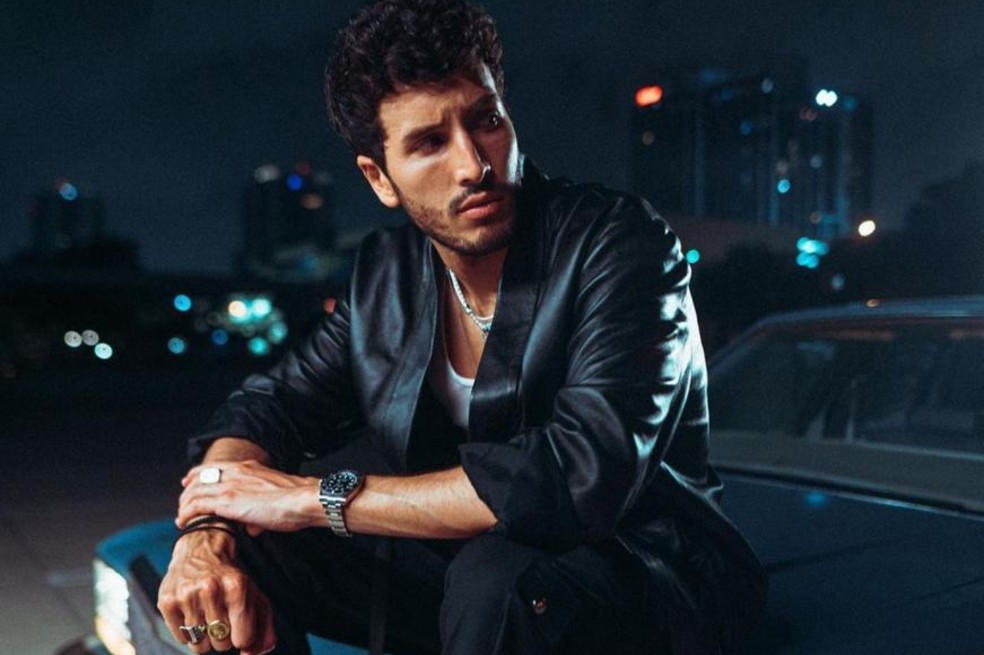 Así suena “Tacones rojos”, el nuevo sencillo de Sebastián Yatra