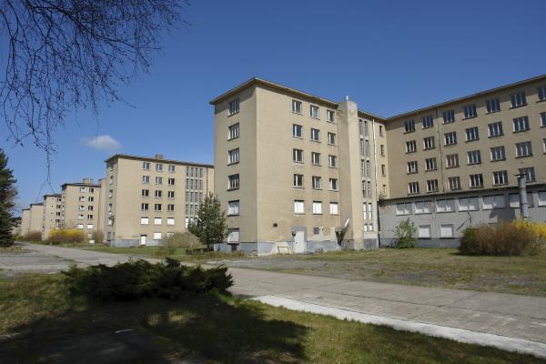 Apartamentos de lujo en una ruina nazi