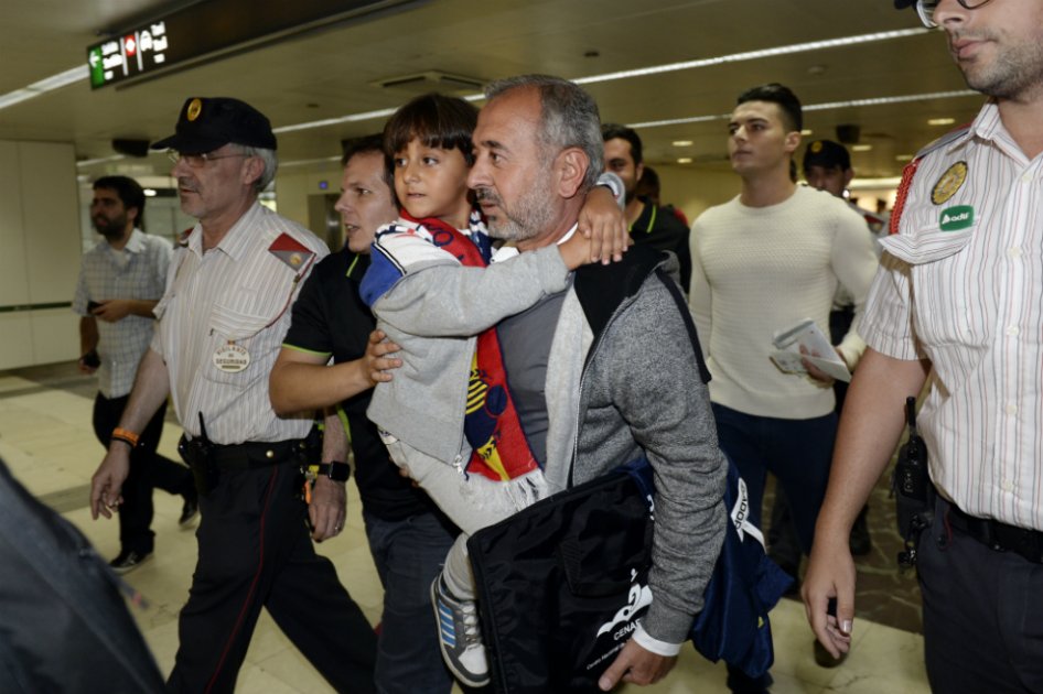 Sirio agredido por periodista vivirá en España